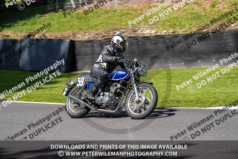Vintage motorcycle club;eventdigitalimages;mallory park;mallory park trackday photographs;no limits trackdays;peter wileman photography;trackday digital images;trackday photos;vmcc festival 1000 bikes photographs
